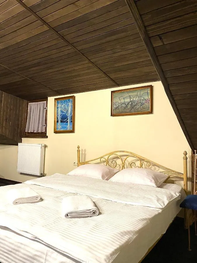 Квартира В Центрі На Вулиці Лесі Українки 19 Leópolis